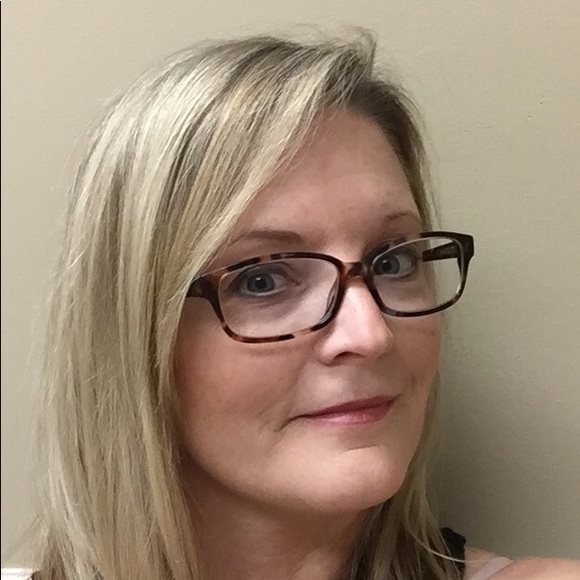 Meet the Posher Other - Meet your Posher, Heather